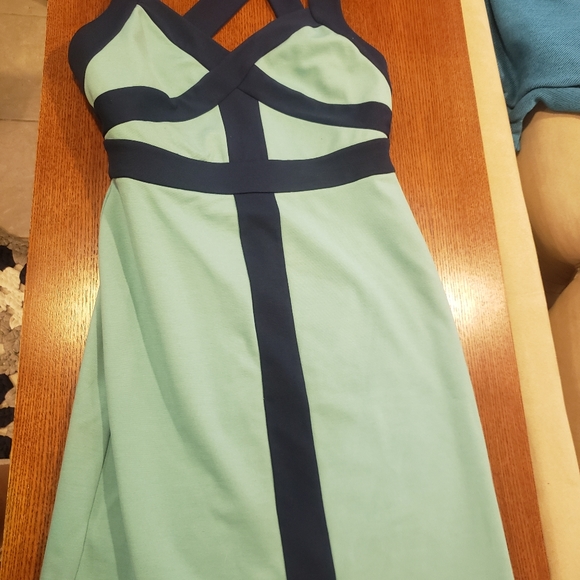 Dress - Picture 2 of 5